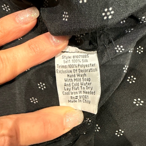 Johnny Was LUETA Silk Blouse Size L - Picture 10 of 10